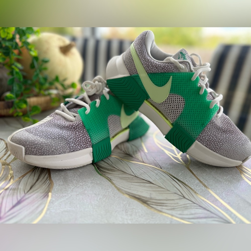 Nike GP Challenge 1 Premium size 6 Tennis Shoes Sports Hard Court .FJ2044-001. - Picture 8 of 14